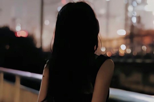 鹿晗关晓彤再上热搜！8年恋情成罗生门全网都在等一个答案