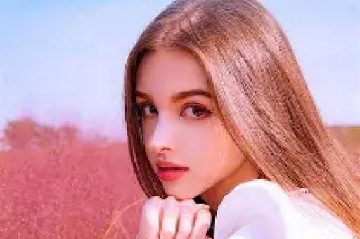 吃瓜！贝蒂斯中场连续4场坐板凳 外界猜测因他与董事华金女儿交往